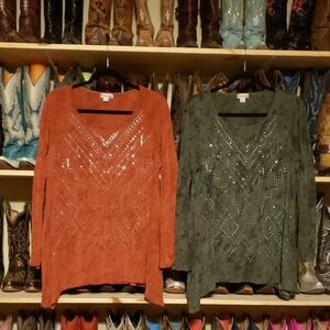 Stylish Women's Tops with Geometric Design